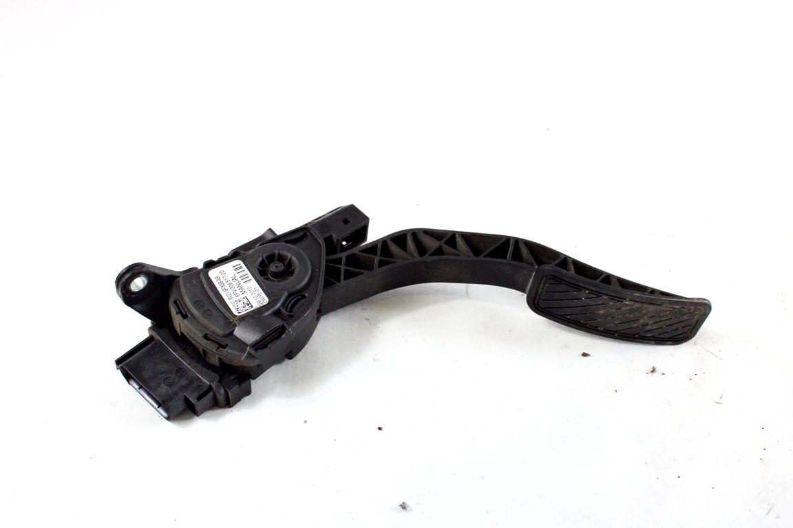 8V21-9F836-AB PEDALE ACCELERATORE FORD FIESTA 1.4 G 71KW 5M 5P (2010) RICAMBIO USATO