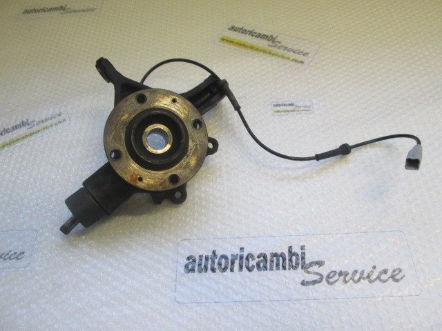 VRTLJIVI LEZAJ DESNO / PESTO KOLESA Z LEZAJEM SPREDAJ OEM N. 1606631080 ORIGINAL REZERVNI DEL CITROEN C4 MK1 / COUPE L LC (2004 - 08/2009) DIESEL LETNIK 2007