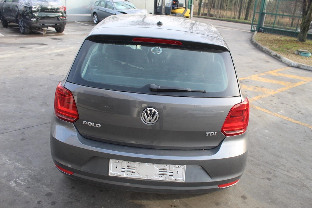 VOLKSWAGEN POLO 1.4 D 55KW 5M 5P (2014) RICAMBI IN MAGAZZINO