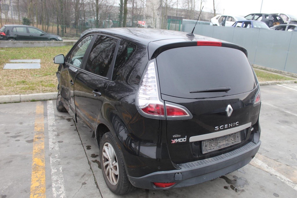 RENAULT MEGANE SCENIC XMOD 1.5 D 81KW 6M 5P (2015) RICAMBI IN MAGAZZINO