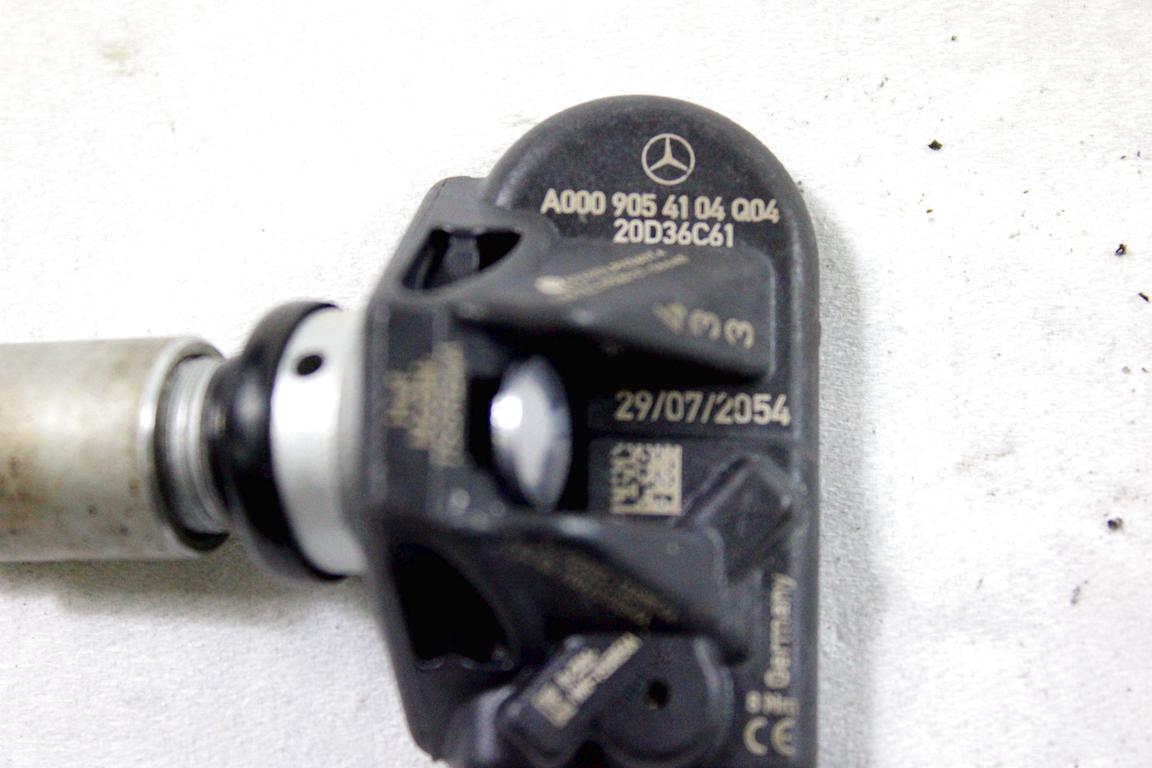 A0009054104 SENSORE DI PRESSIONE DEL PNEUMATICO MERCEDES CLASSE CLA 180 C118 1.3 B 100KW AUT 4P (2019) RICAMBIO USATO