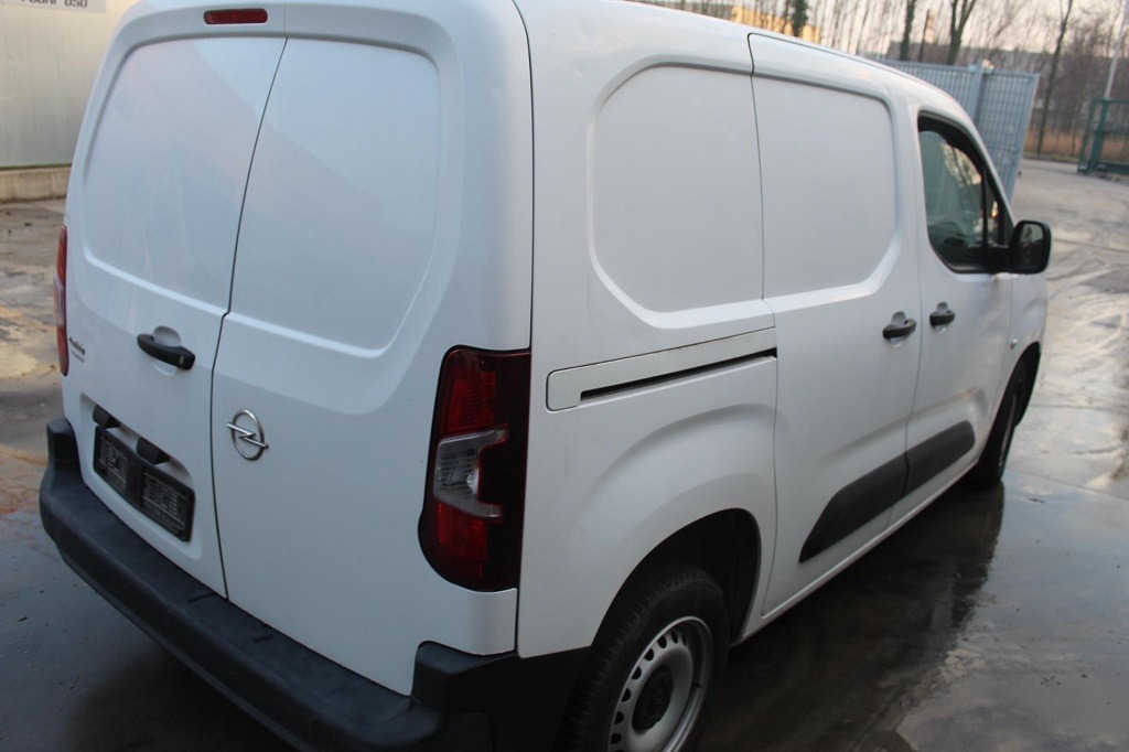 OPEL COMBO E 1.6 D 73KW 5M 2P (2018) RICAMBI IN MAGAZZINO