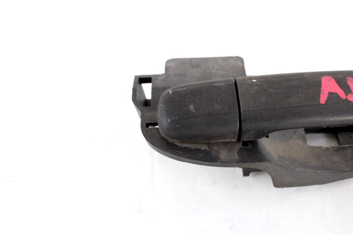 910945 MANIGLIA ESTERNA PORTA ANTERIORE DESTRA CITROEN C3 1.1 B 44KW 5M 5P (2003) RICAMBI USATO