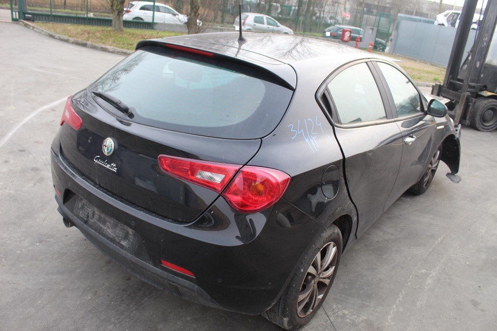 ALFA ROMEO GIULIETTA 1.6 D 77KW 6M 5P (2014) RICAMBI IN MAGAZZINO