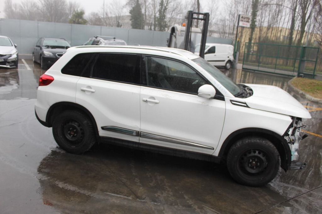 SUZUKI VITARA 1.6 B 88KW 5M 5P (2016) RICAMBI IN MAGAZZINO