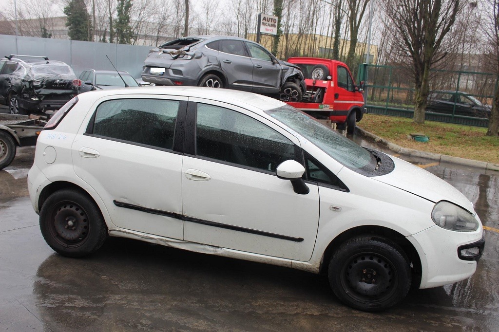 FIAT PUNTO EVO 1.4 M 57KW 5M 5P (2011) RICAMBI IN MAGAZZINO