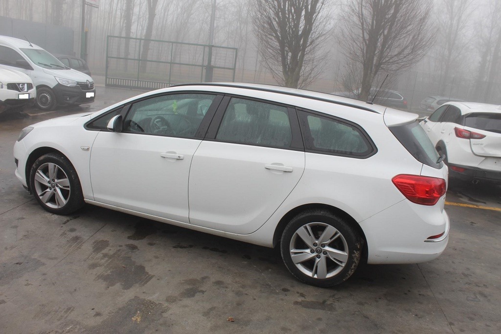 OPEL ASTRA J SW 1.4 G 103KW 6M 5P (2013) RICAMBI IN MAGAZZINO