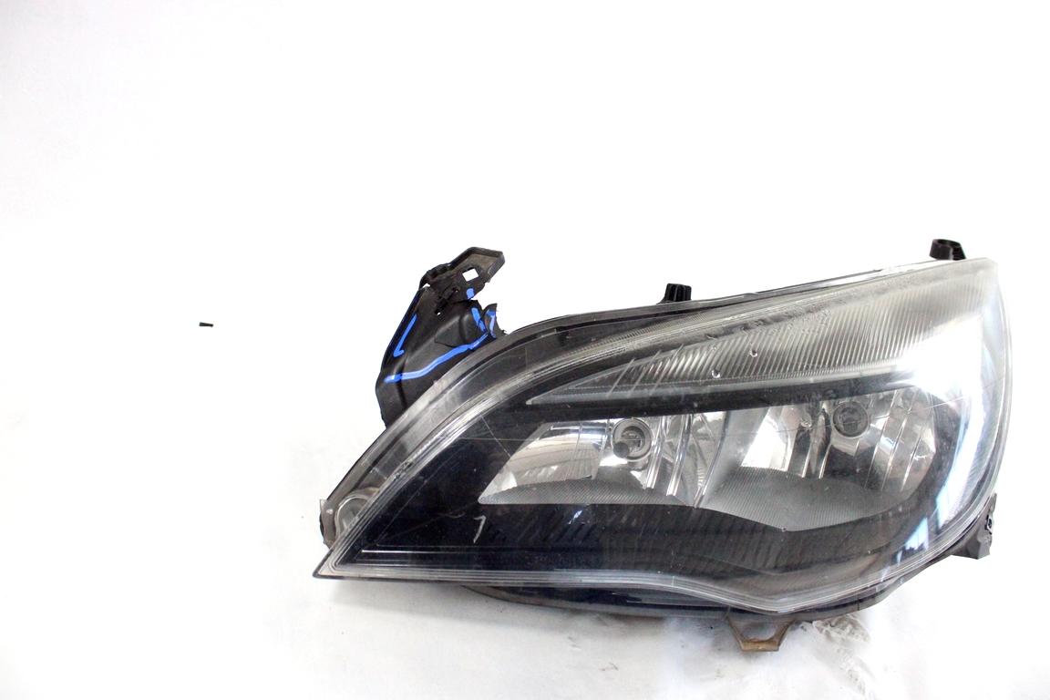 13365290 FARO FANALE ANTERIORE SINISTRO OPEL ASTRA J SW 1.4 G 103KW 6M 5P (2013) RICAMBIO USATO SUPPORTO DANNEGGIATO