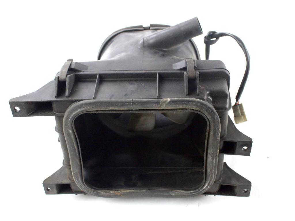 93925746 MOTORINO VENTOLA VENTILAZIONE ABITACOLO IVECO DAILY 35-8 2.5 D 53KW 5M 2P (1980) RICAMBIO USATO