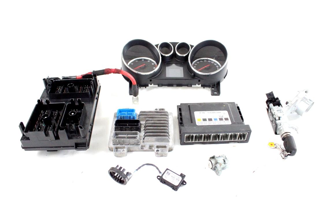 12654137 KIT ACCENSIONE AVVIAMENTO OPEL ASTRA J SW 1.4 G 103KW 6M 5P (2013) RICAMBIO USATO CON CENTRALINA MOTORE, QUADRO STRUMENTI CONTACHILOMETRI, BLOCCHETTI ACCENSIONE APERTURA CON CHIAVE 12643636 13500157 13586588 13368639 13433769 13430150 20939745