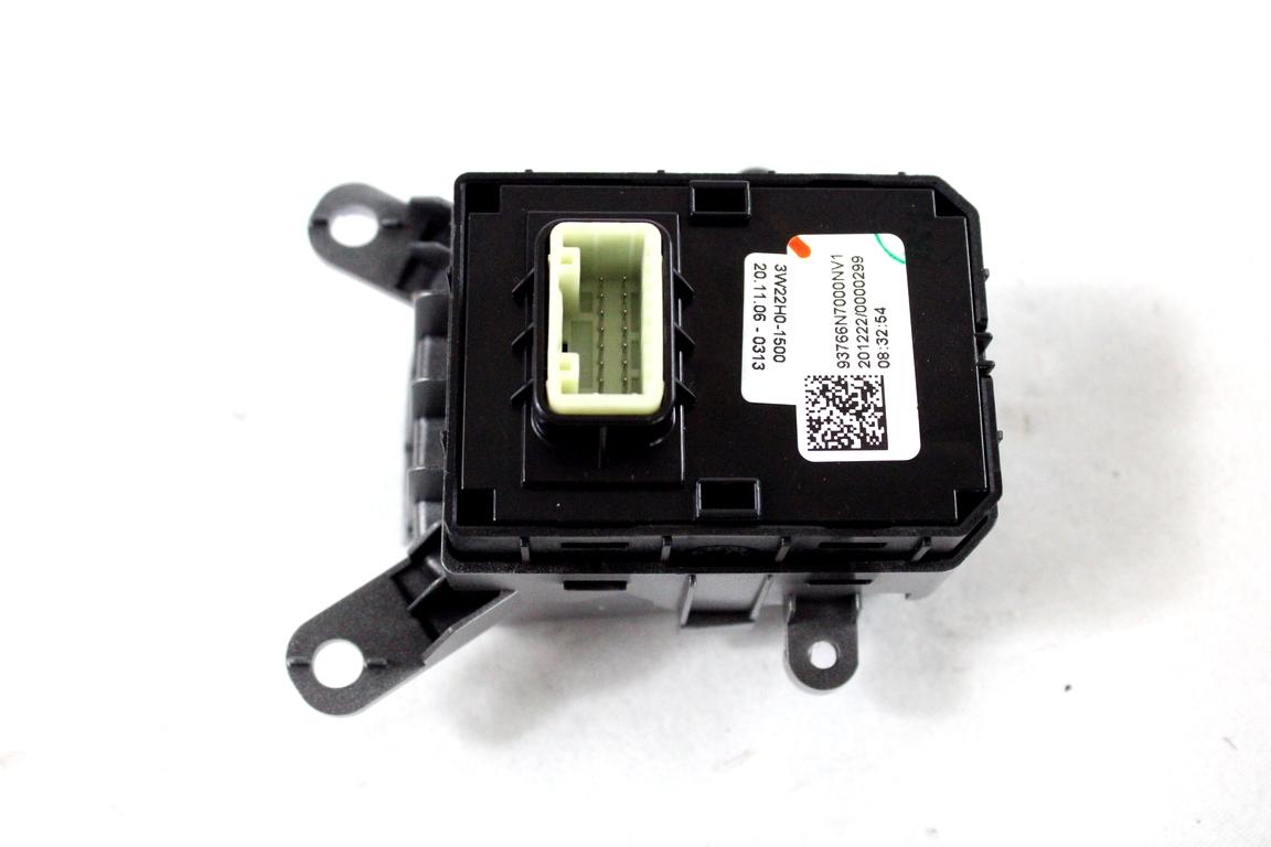 93766N7000NV1 COMANDO INTERRUTTORE FRENO DI STAZIONAMENTO A MANO ELETTRICO HYUNDAI TUCSON 1.6 I 132KW AUT 5P (2021) RICAMBIO USATO