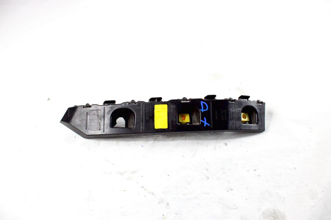 86654N7000 STAFFA SUPPORTO PARAURTI POSTERIORE LATO DESTRO HYUNDAI TUCSON 1.6 I 132KW AUT 5P (2021) RICAMBIO USATO