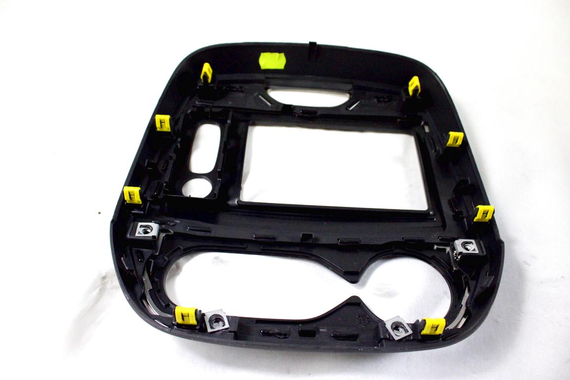 682700795R MASCHERINA RIVESTIMENTO CRUSCOTTO RENAULT CAPTUR 1.5 D 66KW 5M 5P (2016) RICAMBIO USATO