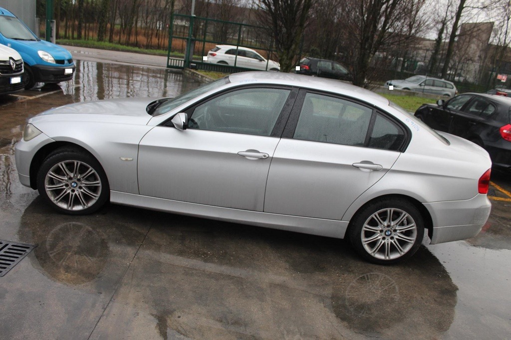 BMW SERIE 3 320D E90 2.0 D 120KW 6M 4P (2005) RICAMBI IN MAGAZZINO