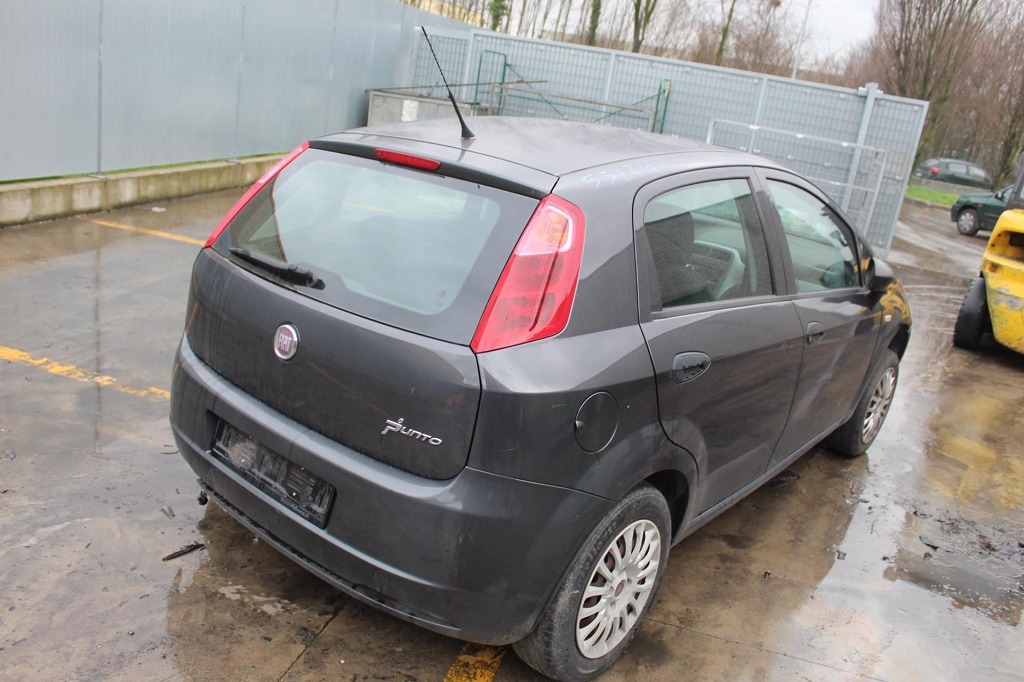 FIAT GRANDE PUNTO 1.2 B 48KW 5M 5P (2010) RICAMBI IN MAGAZZINO