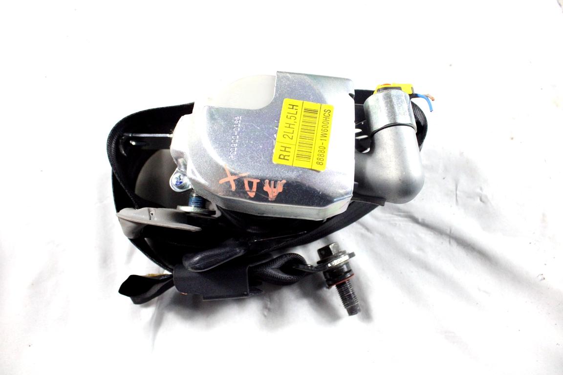 95910-1W510 KIT AIRBAG KIA RIO 1.4 D 66KW 6M 5P (2015) RICAMBIO USATO CON PRETENSIONATORI CINTURE DI SICUREZZA, CENTRALINA AIRBAG, AIRBAG VOLANTE GUIDATORE, AIRBAG PASSEGGERO, CRUSCOTTO 569001W100HU