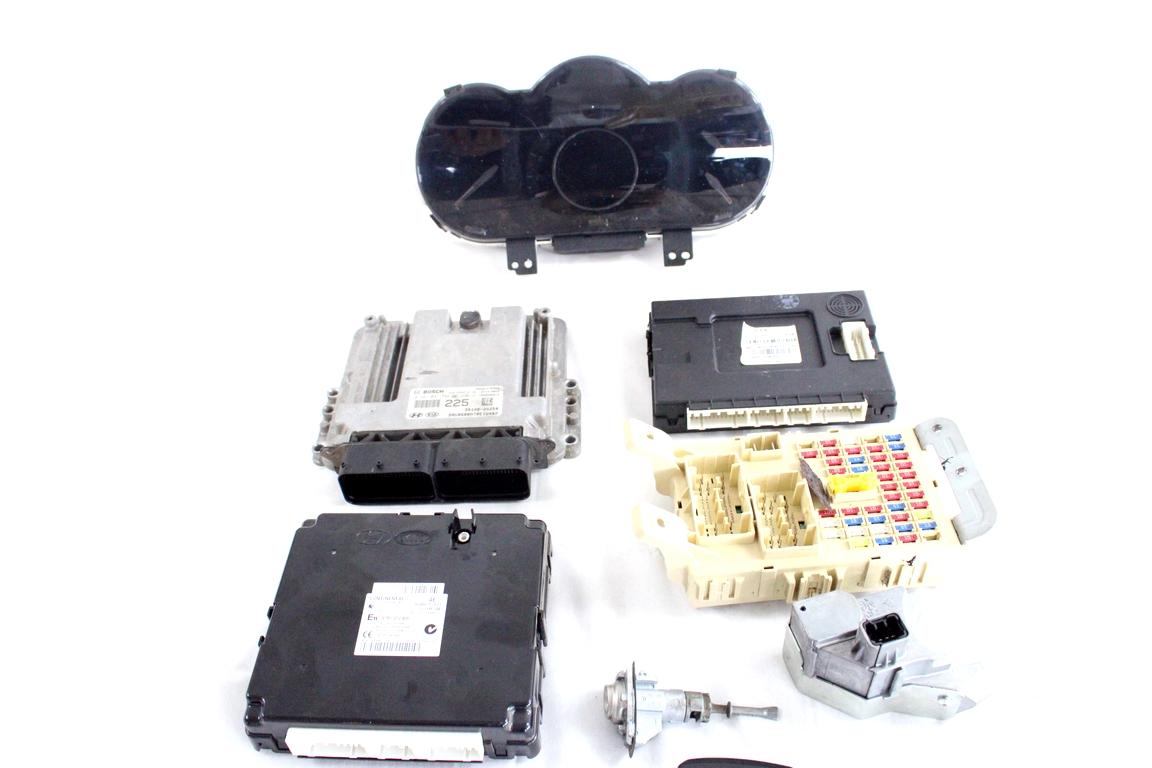 39140-2A250 KIT ACCENSIONE AVVIAMENTO KIA RIO 1.4 D 66KW 6M 5P (2015) RICAMBIO USATO CON CENTRALINA MOTORE, QUADRO STRUMENTI CONTACHILOMETRI, BLOCCHETTI CON CHIAVE 0281031742 81900-1W700 91950-1W570 95400-1WEE0 94033-1W880