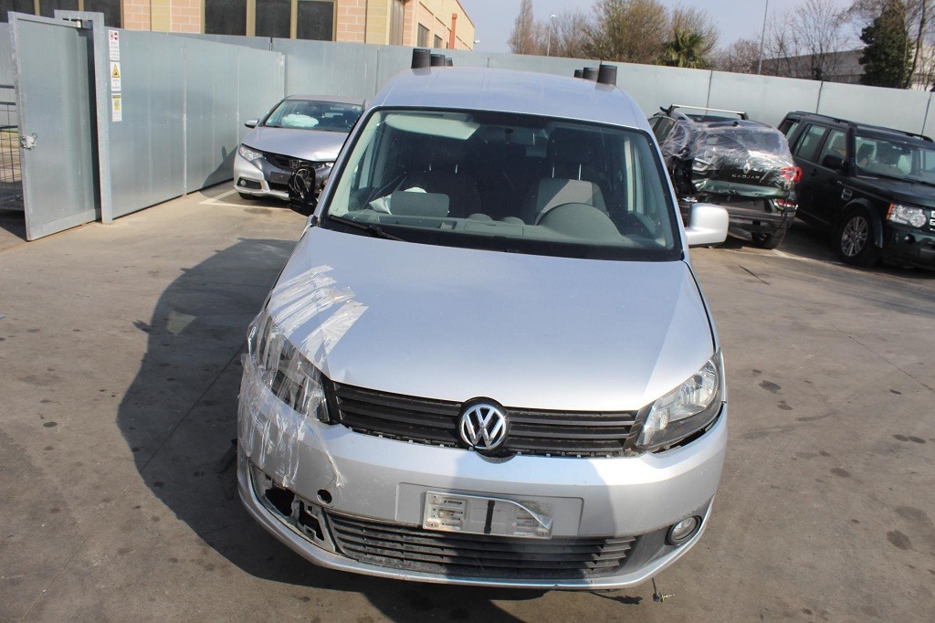 VOLKSWAGEN CADDY 2.0 M 80KW 5M 5P (2012) RICAMBI IN MAGAZZINO