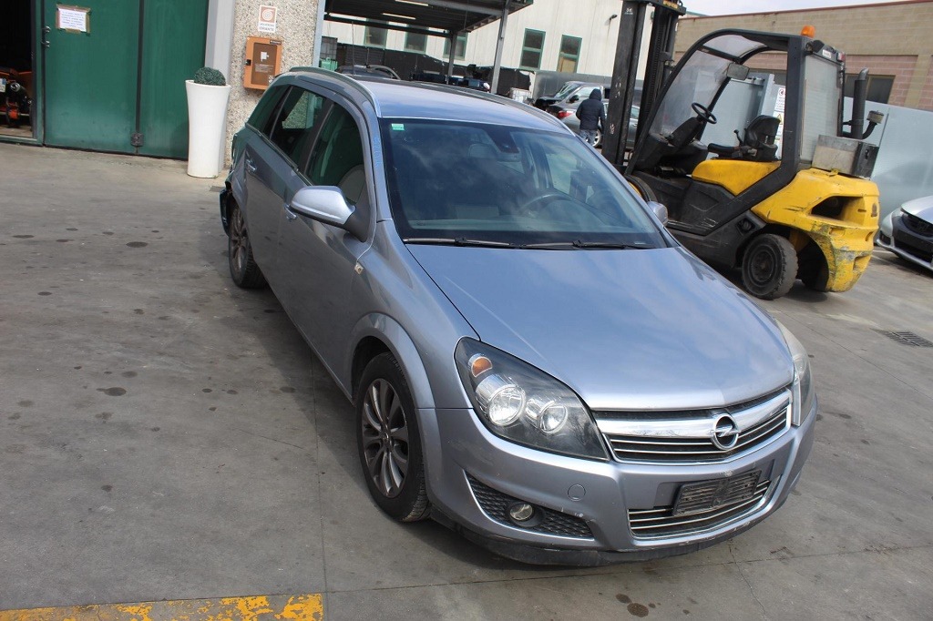 OPEL ASTRA H SW 1.7 D 81KW 6M 5P (2010) RICAMBI IN MAGAZZINO