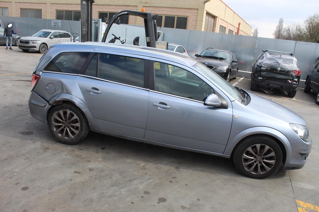 OPEL ASTRA H SW 1.7 D 81KW 6M 5P (2010) RICAMBI IN MAGAZZINO