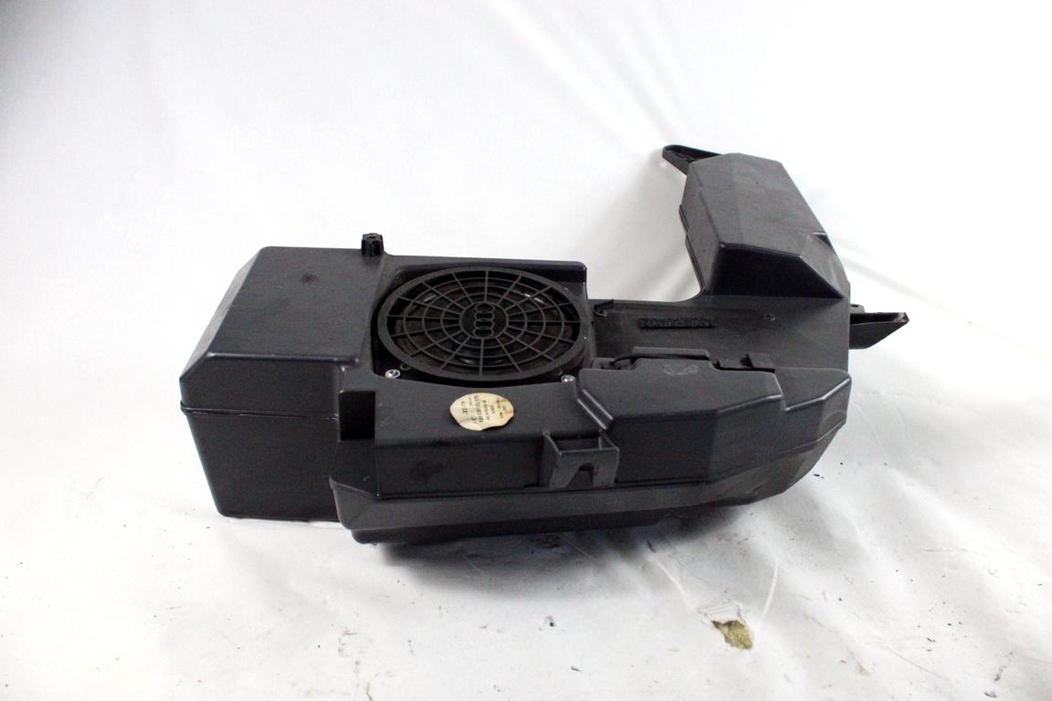 8E9035382 CASSA ALTOPARLANTE SUBWOOFER AUDI A4 SW 1.9 D 96KW 6M 5P (2004) RICAMBIO USATO