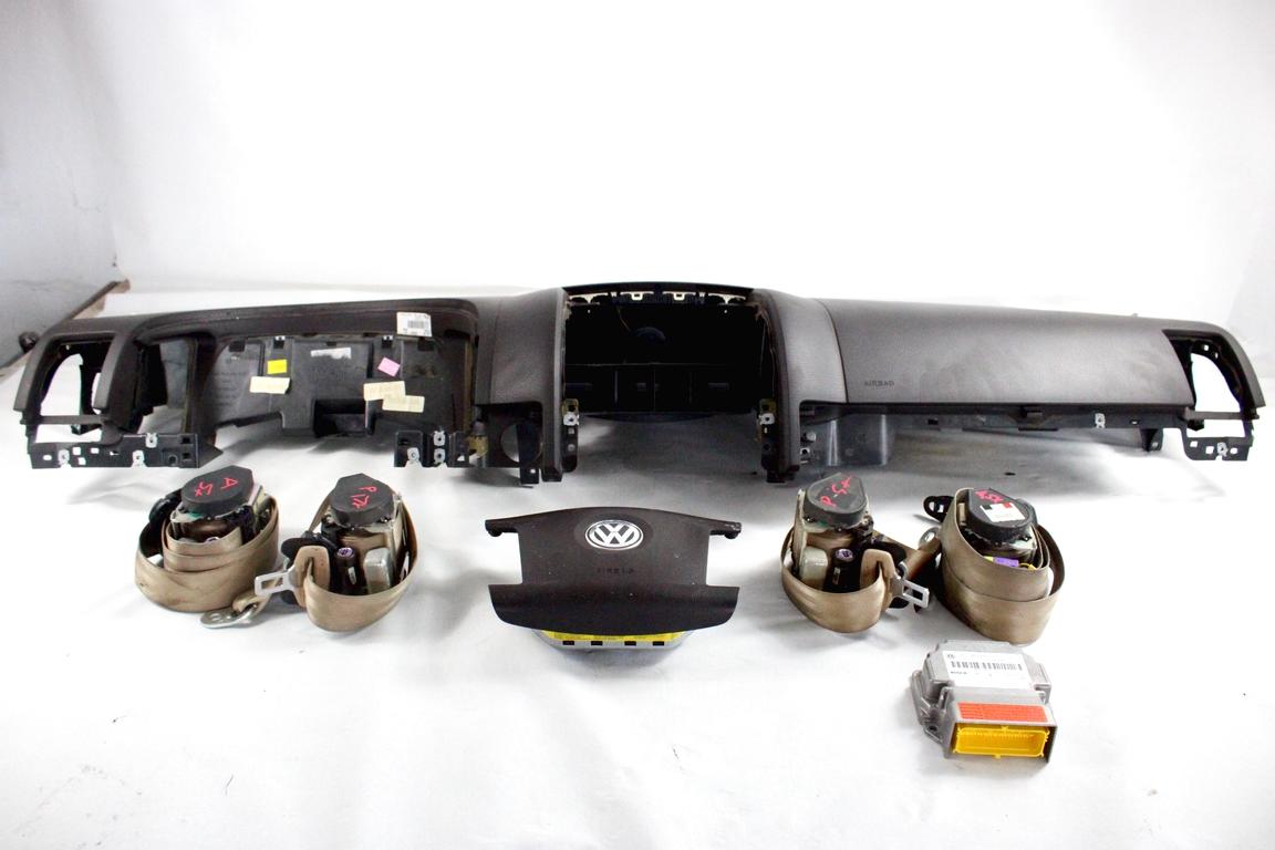 7L0959655 KIT AIRBAG VOLKSWAGEN TOUAREG 3.0 D 4X4 165KW AUT 5P (2007) RICAMBIO USATO CON CENTRALINA IRBAG, AIRBAG VOLANTE, AIRBAG PASSEGGERO, PRETENSIONATORI CINTURE DI SICUREZZA 7L6880201EG 7L6857805 7L0880202E