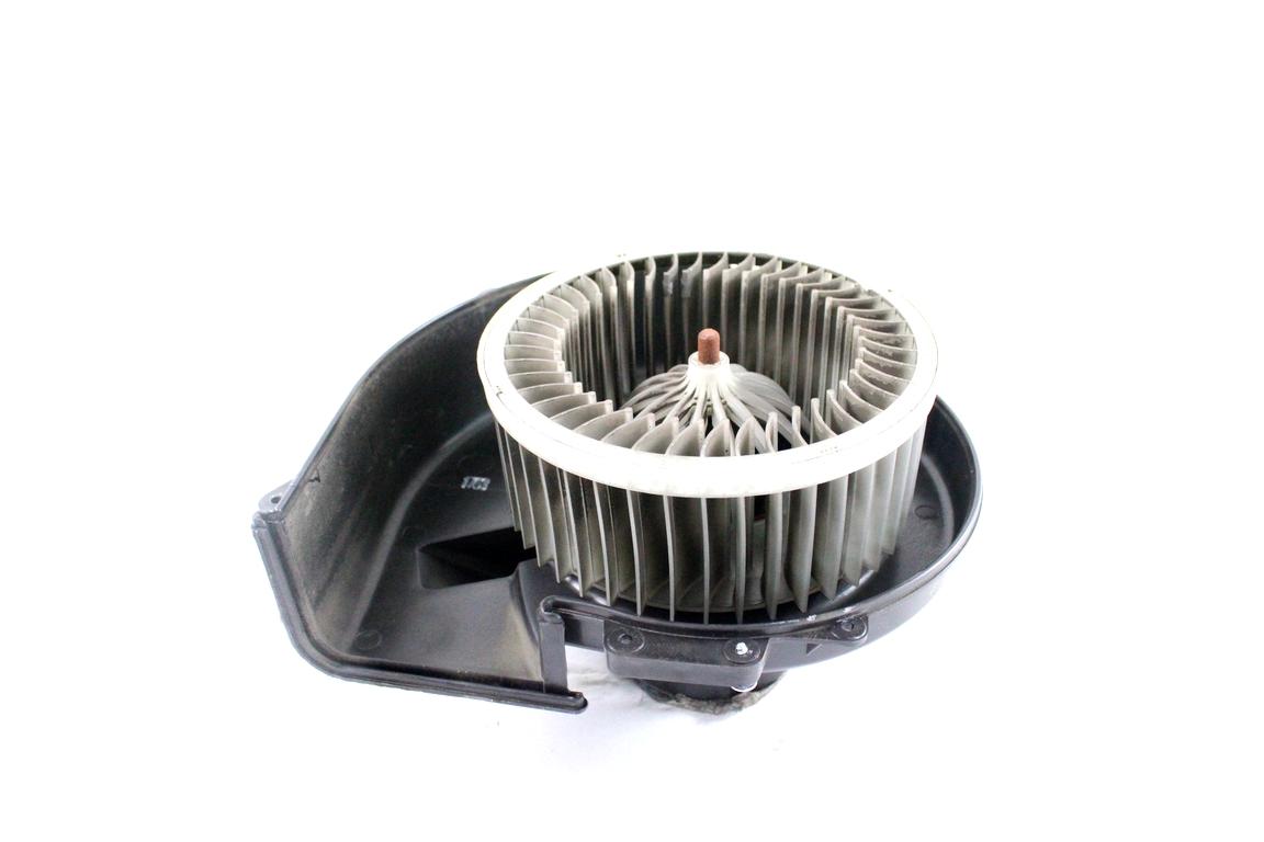 6R1819015 MOTORINO VENTOLA VENTILAZIONE ABITACOLO SKODA RAPID 1.6 D 66KW 5M 5P (2014) RICAMBIO USATO