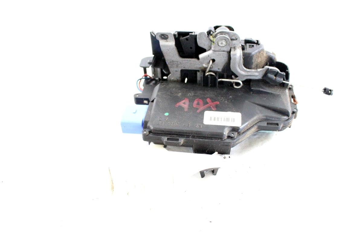 3D1837016AQ CHIUSURA SERRATURA PORTA ANTERIORE DESTRA VOLKSWAGEN CADDY 2.0 M 80KW 5M 5P (2012) RICAMBIO USATO