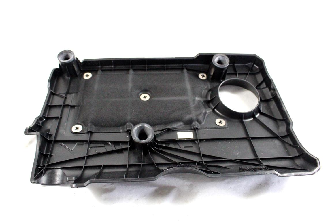 29240-2A751 RIVESTIMENTO COVER COPRI MOTORE KIA SPORTAGE 1.7 D 85KW 6M 5P (2014) RICAMBIO USATO