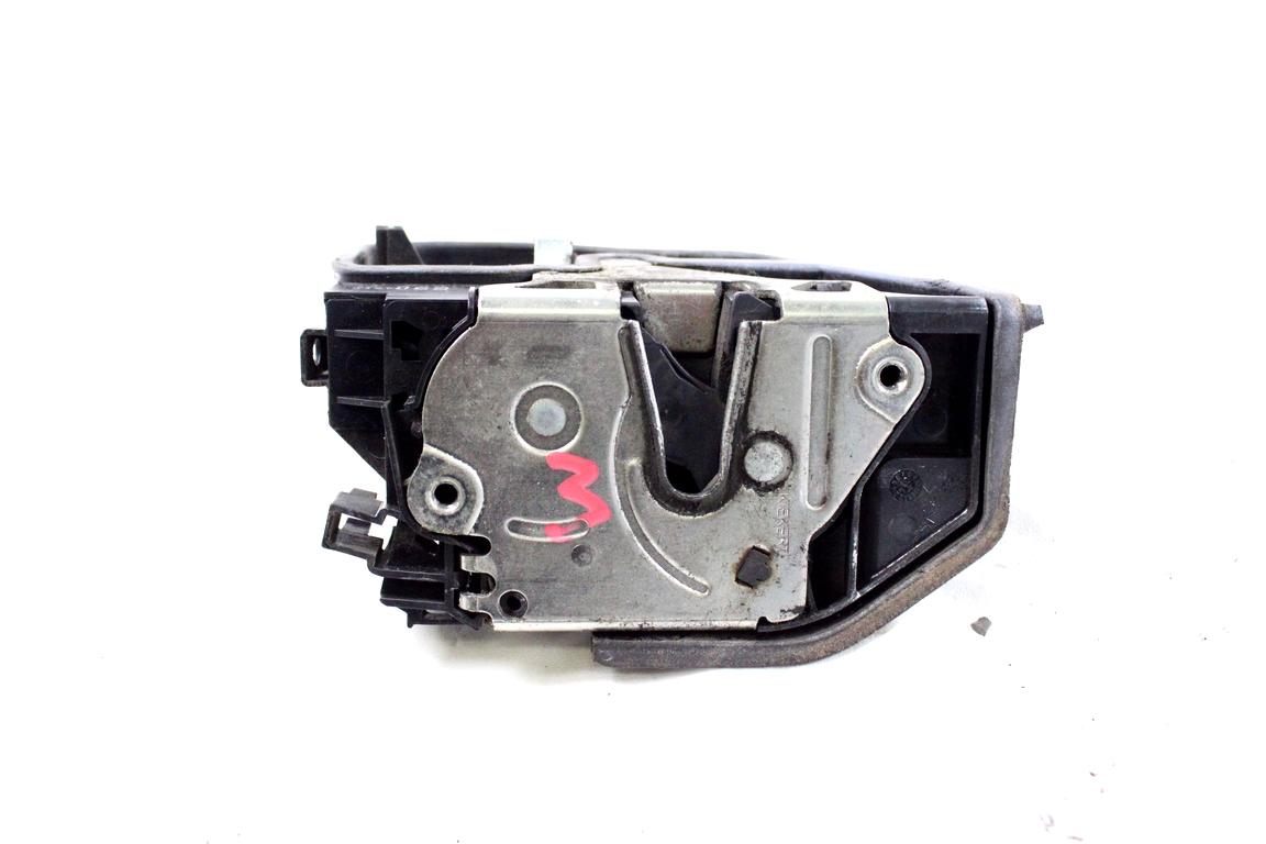 7167068 CHIUSURA SERRATURA PORTA ANTERIORE DESTRA BMW SERIE 1 118 D E87 2.0 D 90KW 6M 5P (2004) RICAMBIO USATO