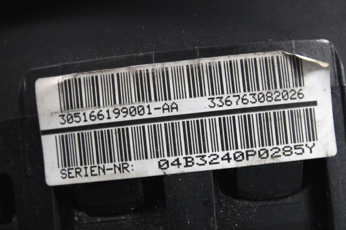 65776960268 KIT KIT AIRBAG COMPLETO BMW SERIE 1 118 D E87 2.0 D 90KW 6M 5P (2004) RICAMBIO USATO CON PRETENSIONATORI, CENTRALINA AIRBAG, AIRBAG VOLANTE GUIDATORE, AIRBAG PASSEGGERO, CRUSCOTTO 0285001531 7066870