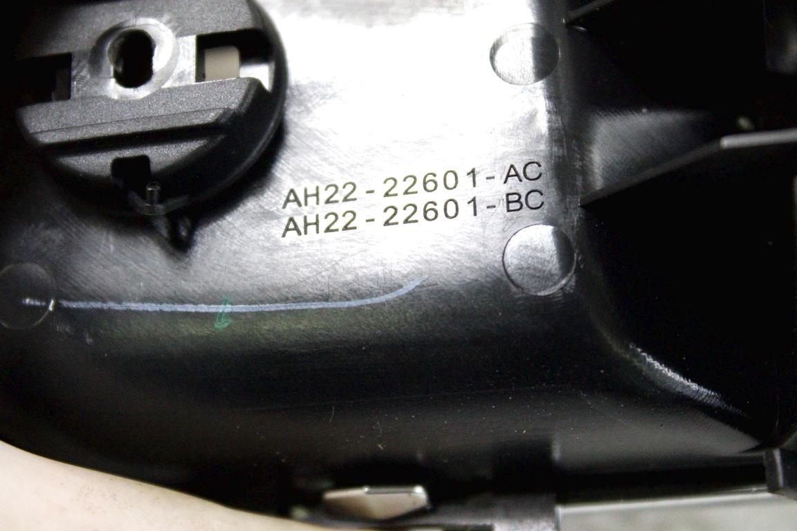 AH22-22601-AC  MANIGLIA INTERNA PORTA POSTERIORE SINISTRA LAND ROVER DISCOVERY 4 3.0 D 4X4 155KW AUT 5P (2012) RICAMBIO USATO