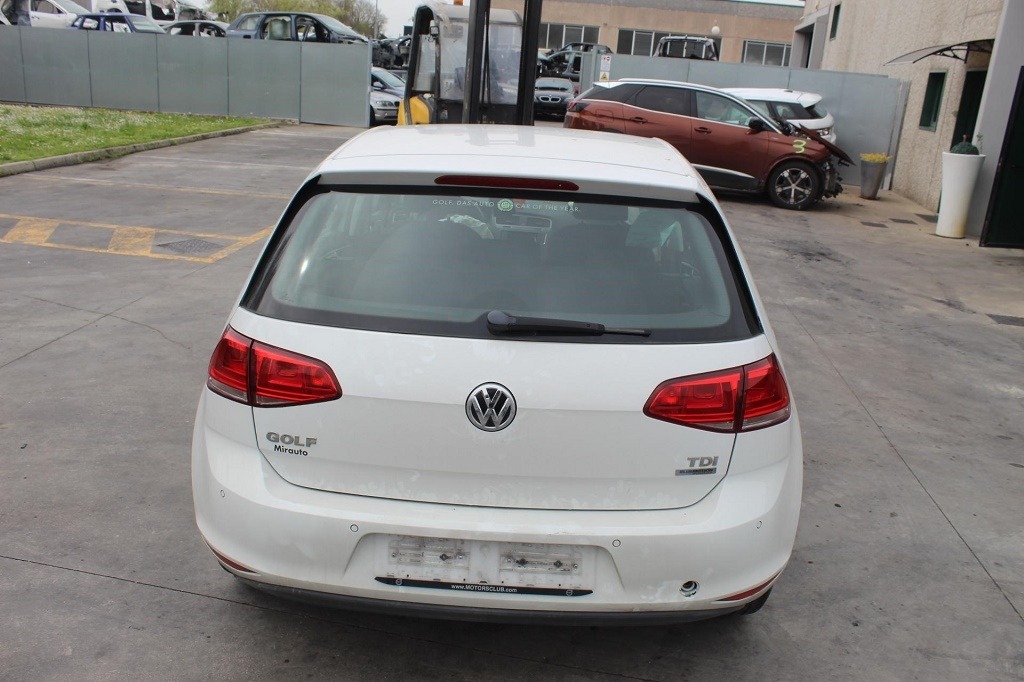 VOLKSWAGEN GOLF 7 1.6 D 66KW 5M 5P (2014) RICAMBI IN MAGAZZINO TELAIO IN PIAZZALE 