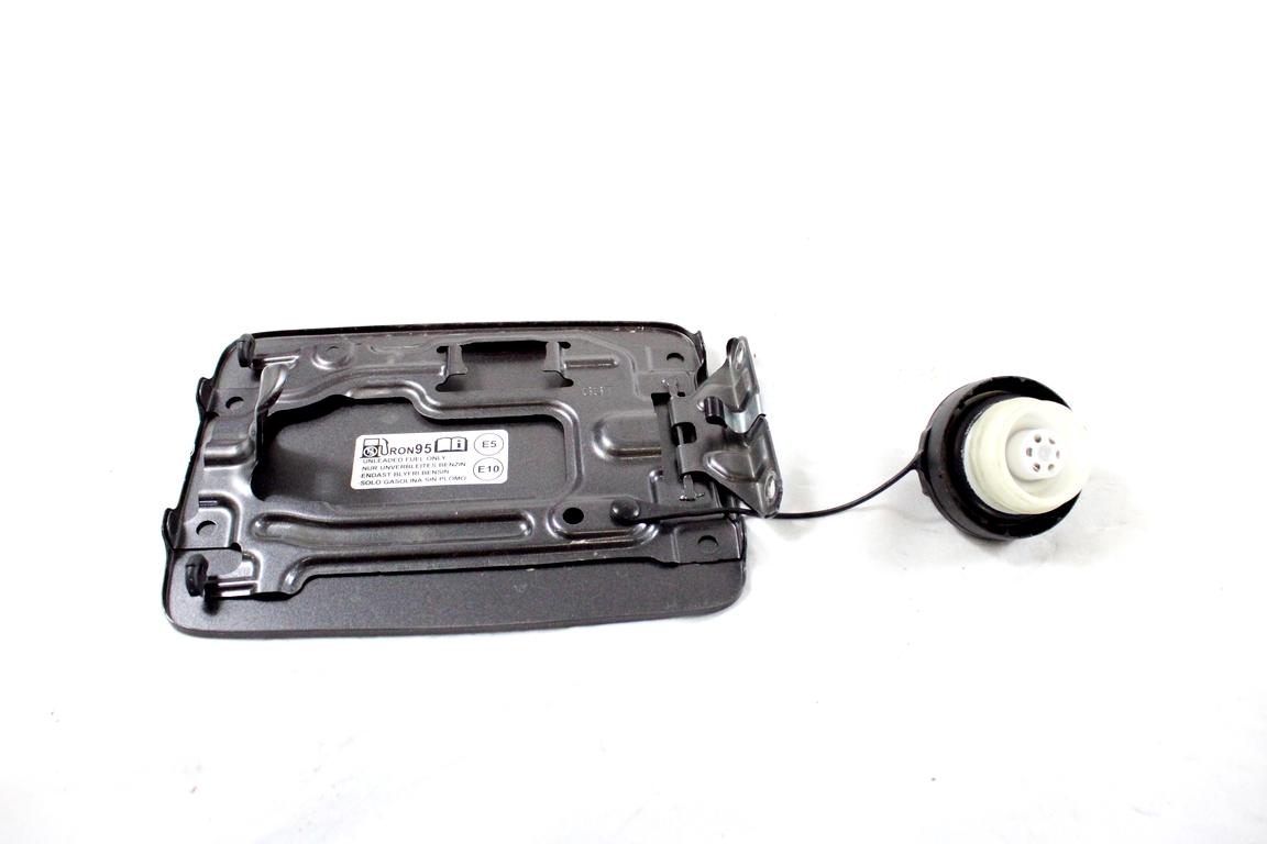 6485063T00000 SPORTELLO CARBURANTE  SUZUKI S-CROSS 1.4 I 95KW 6M 5P (2022) RICAMBIO USATO