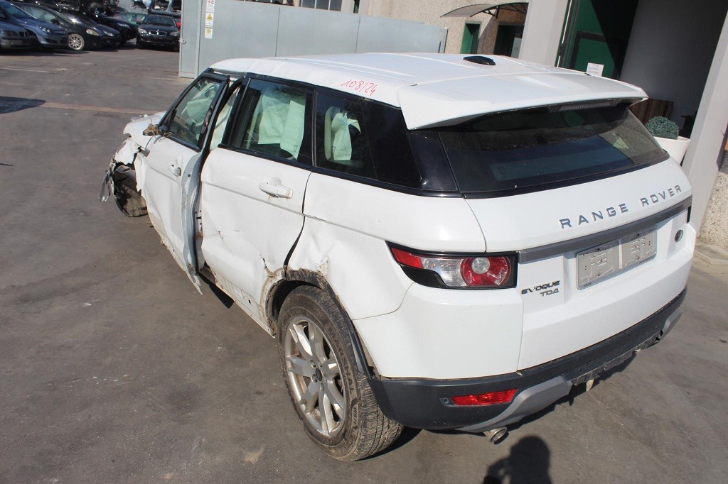 LAND ROVER RANGE ROVER EVOQUE L538 R 2.2 D 4X4 110KW AUT 5P (2013) RICAMBI USATI AUTO IN PIAZZALE 