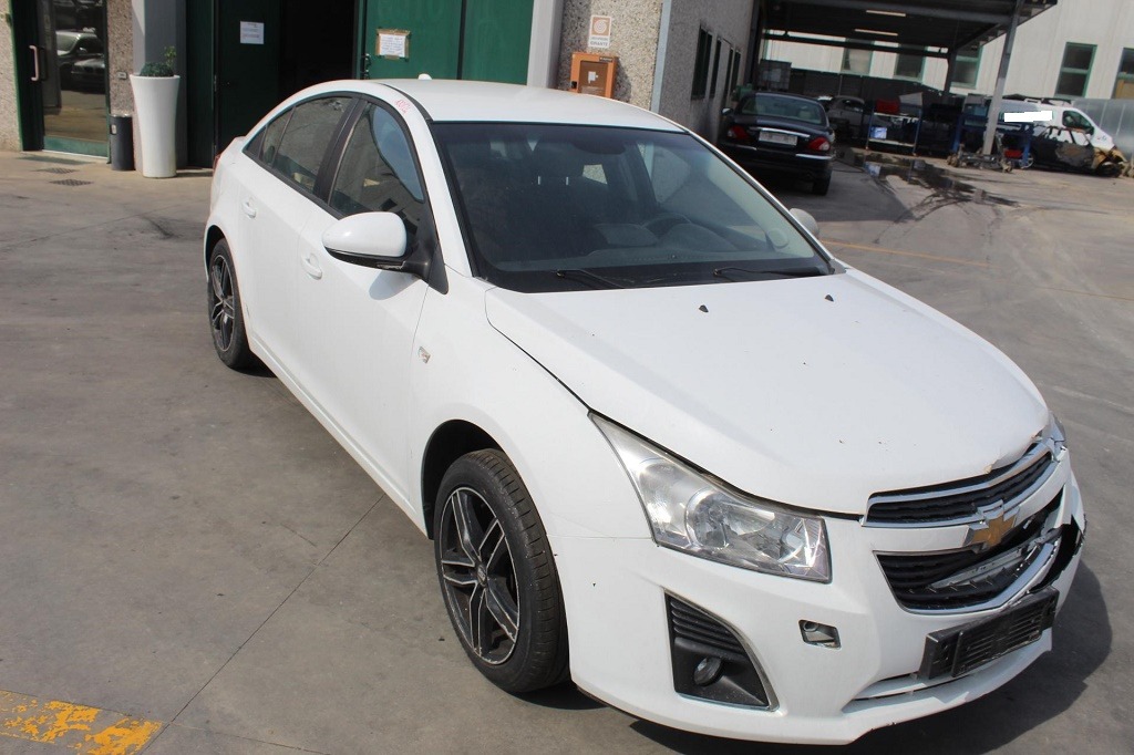 CHEVROLET CRUZE 1.6 B 91KW 5M 4P (2013) RICAMBI IN MAGAZZINO