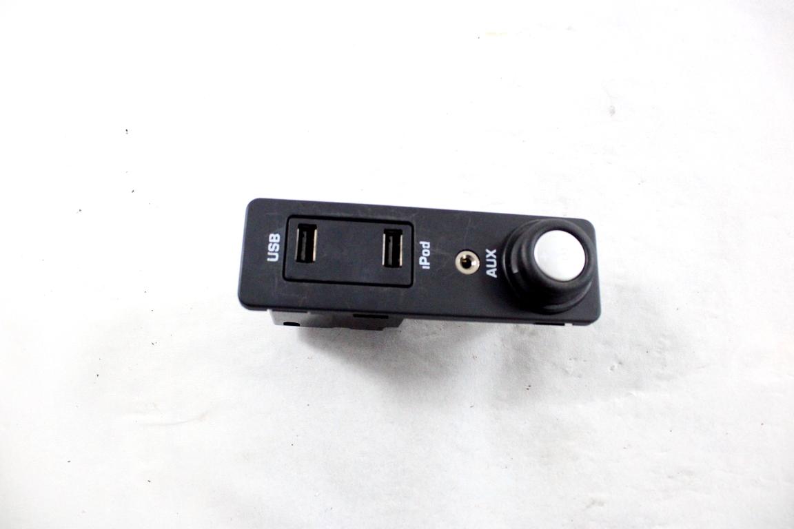 A2C5336865900 PORTA INGRESSO USB AUX LAND ROVER RANGE ROVER EVOQUE L538 R 2.2 D 4X4 110KW AUT 5P (2013) RICAMBIO USATO