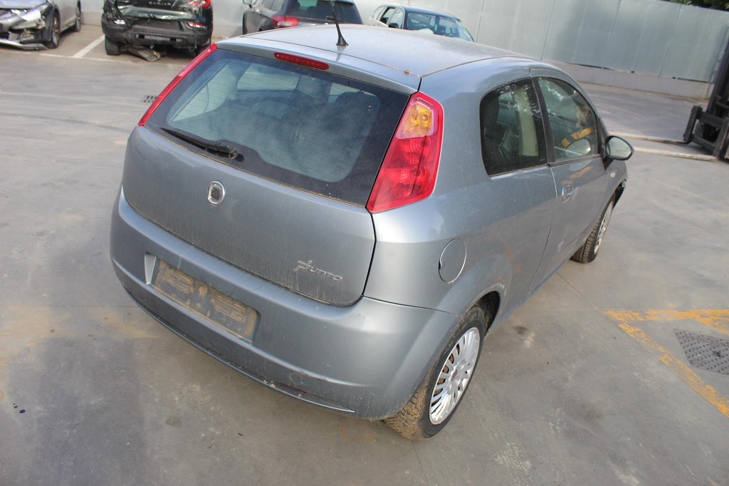 FIAT GRANDE PUNTO 1.2 B 48KW 5M 3P (2008) RICAMBI IN MAGAZZINO