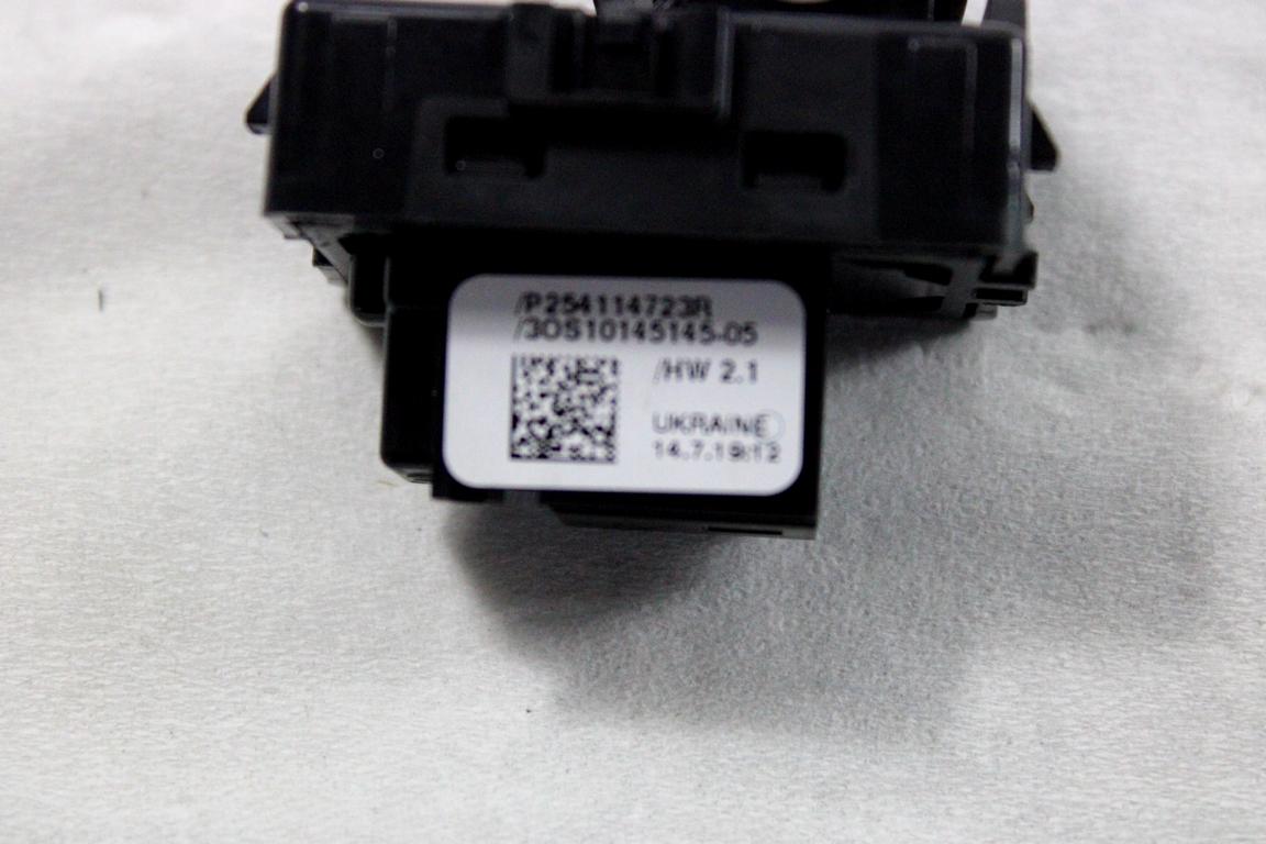 254114723R COMANDO INTERRUTTORE ALZA-VETRO ALZA-CRISTALLO PORTA POSTERIORE RENAULT CLIO 1.0 B 74KW 5M 5P (2020) RICAMBIO USATO