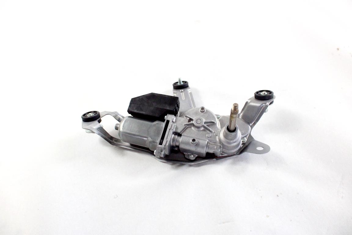 85130-K0040 MOTORINO TERGILUNOTTO TOYOTA YARIS P21 1.5 I 68KW AUT 5P (2021) RICAMBIO USATO