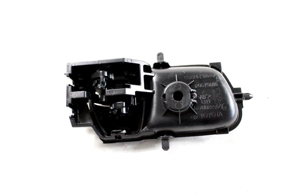 69274-K0040 MANIGLIA INTERNA PORTA ANTERIORE SINISTRA TOYOTA YARIS P21 1.5 I 68KW AUT 5P (2021) RICAMBIO USATO