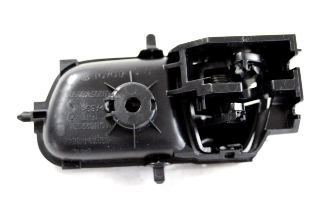 69273-K0040 MANIGLIA INTERNA PORTA ANTERIORE DESTRA TOYOTA YARIS P21 1.5 I 68KW AUT 5P (2021) RICAMBIO USATO