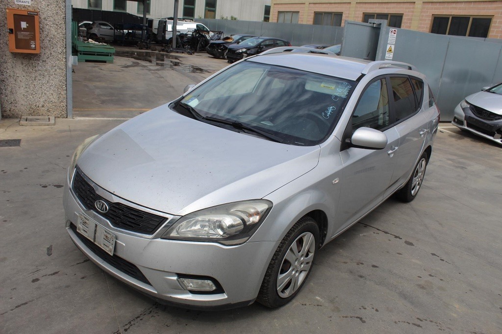 KIA CEE'D SW 1.6 D 85KW 6M 5P (2011) RICAMBI IN MAGAZZINO