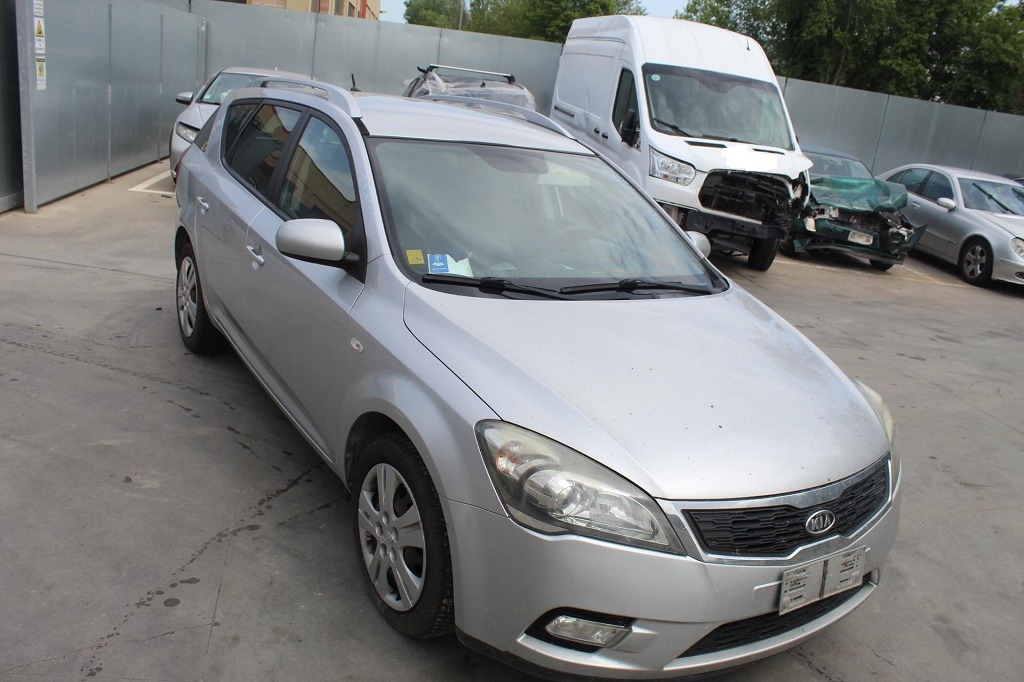 KIA CEE'D SW 1.6 D 85KW 6M 5P (2011) RICAMBI IN MAGAZZINO