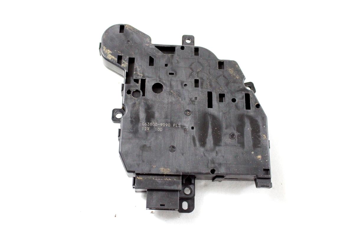 063800-9090 MOTORINO ATTUATORE SCATOLA RISCALDAMENTO TOYOTA YARIS P21 1.5 I 68KW AUT 5P (2021) RICAMBIO USATO