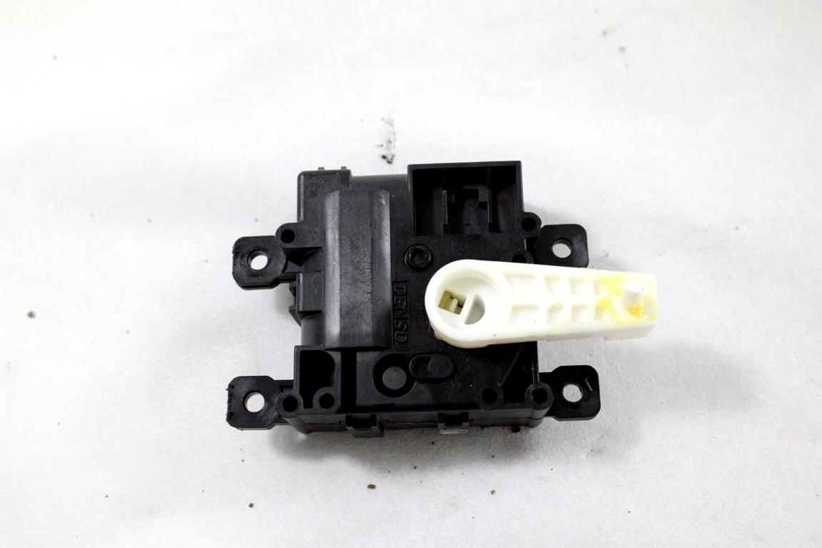 AE063800-2242 MOTORINO SCATOLA RISCALDAMENTO TOYOTA YARIS P21 1.5 I 68KW AUT 5P (2021) RICAMBIO USATO