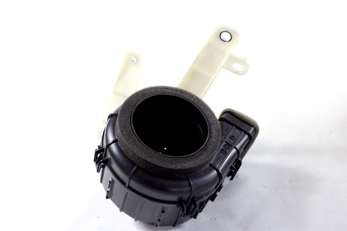 G9230-K0021 MOTORINO VENTOLA RAFFREDDAMENTO BATTERIA TOYOTA YARIS P21 1.5 I 68KW AUT 5P (2021) RICAMBIO USATO