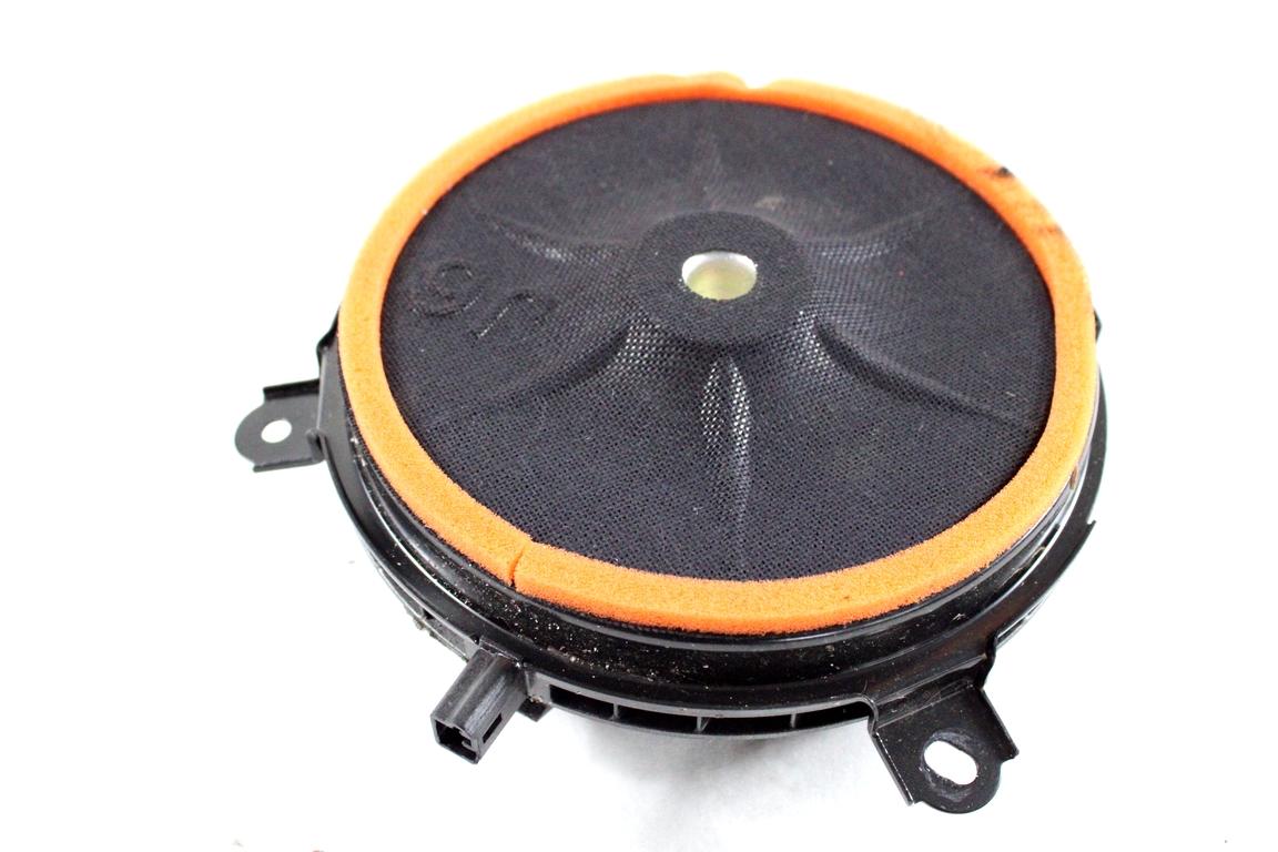 86150-K0010 CASSA ALTOPARLANTE PORTA ANTERIORE TOYOTA YARIS P21 1.5 I 68KW AUT 5P (2021) RICAMBIO USATO