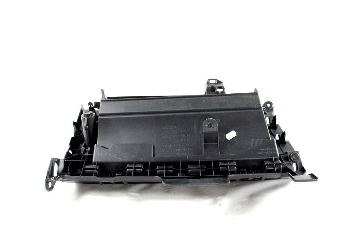 55550-K0030 CASSETTO PORTAOGGETTI CRUSCOTTO LATO DESTRO TOYOTA YARIS P21 1.5 I 68KW AUT 5P (2021) RICAMBIO USATO