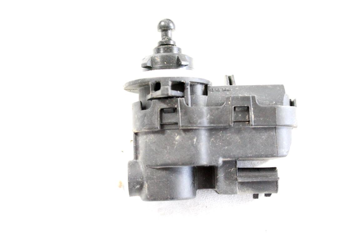 856610D050 MOTORINO REGOLAZIONE ALTEZZA FARO ANTERIORE TOYOTA YARIS P21 1.5 I 68KW AUT 5P (2021) RICAMBIO USATO